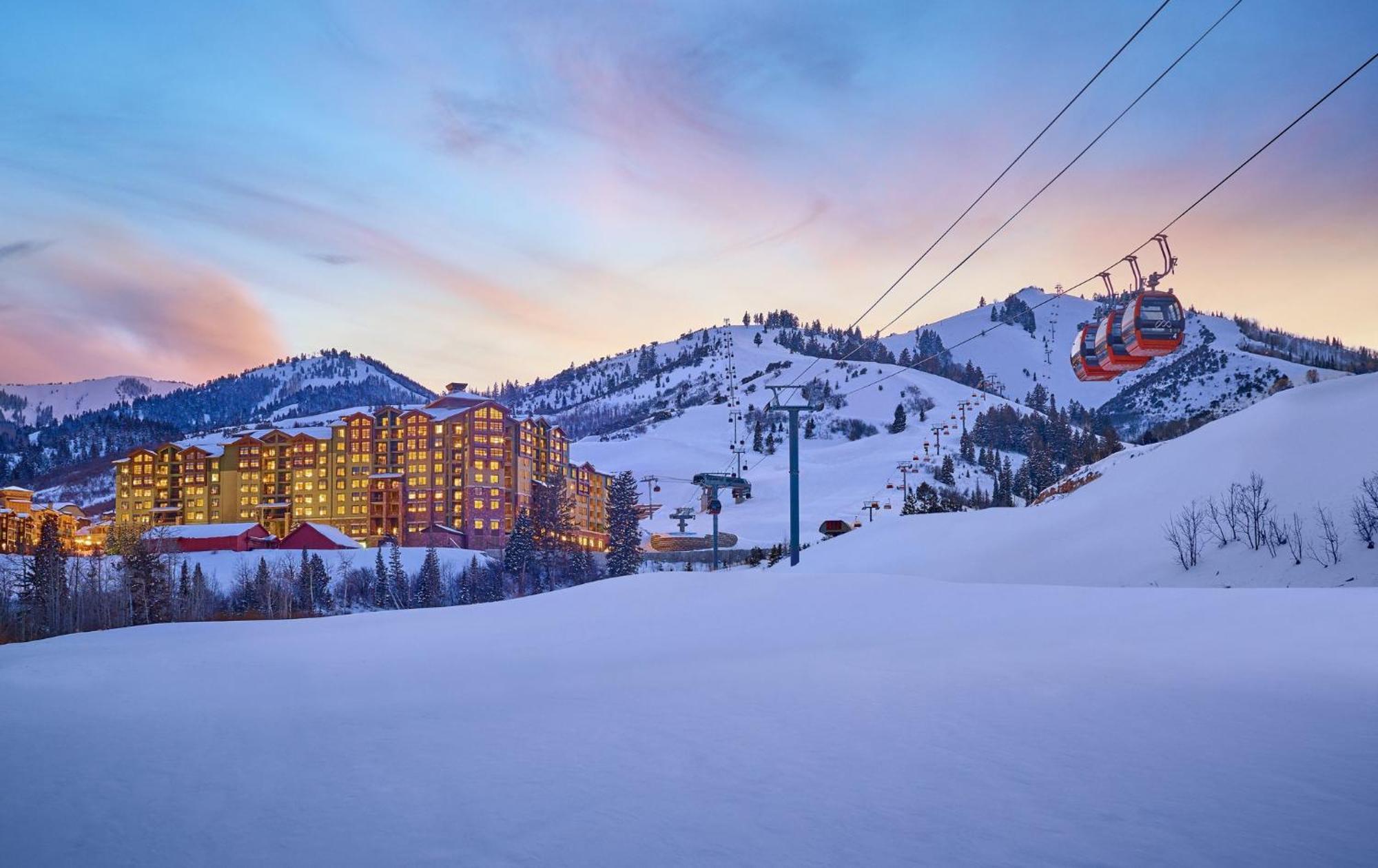 Grand Summit Lodge By Park City - Canyons Village Exterior photo